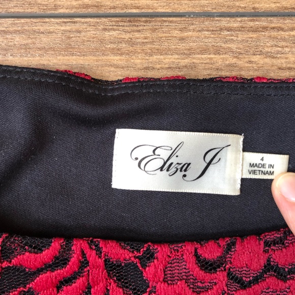 Eliza J EUC red laced embroidered dress - Picture 3 of 6